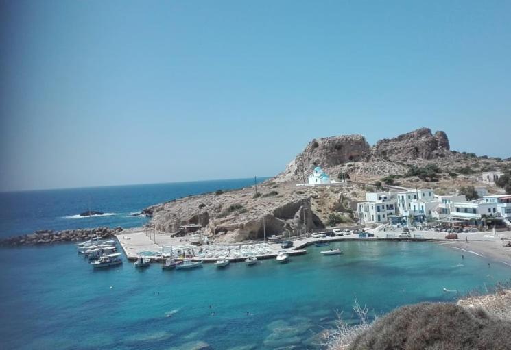Arkasa Karpathos Seafront Paradisos Foiníkion 외부 사진