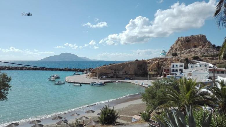 Arkasa Karpathos Seafront Paradisos Foiníkion 외부 사진