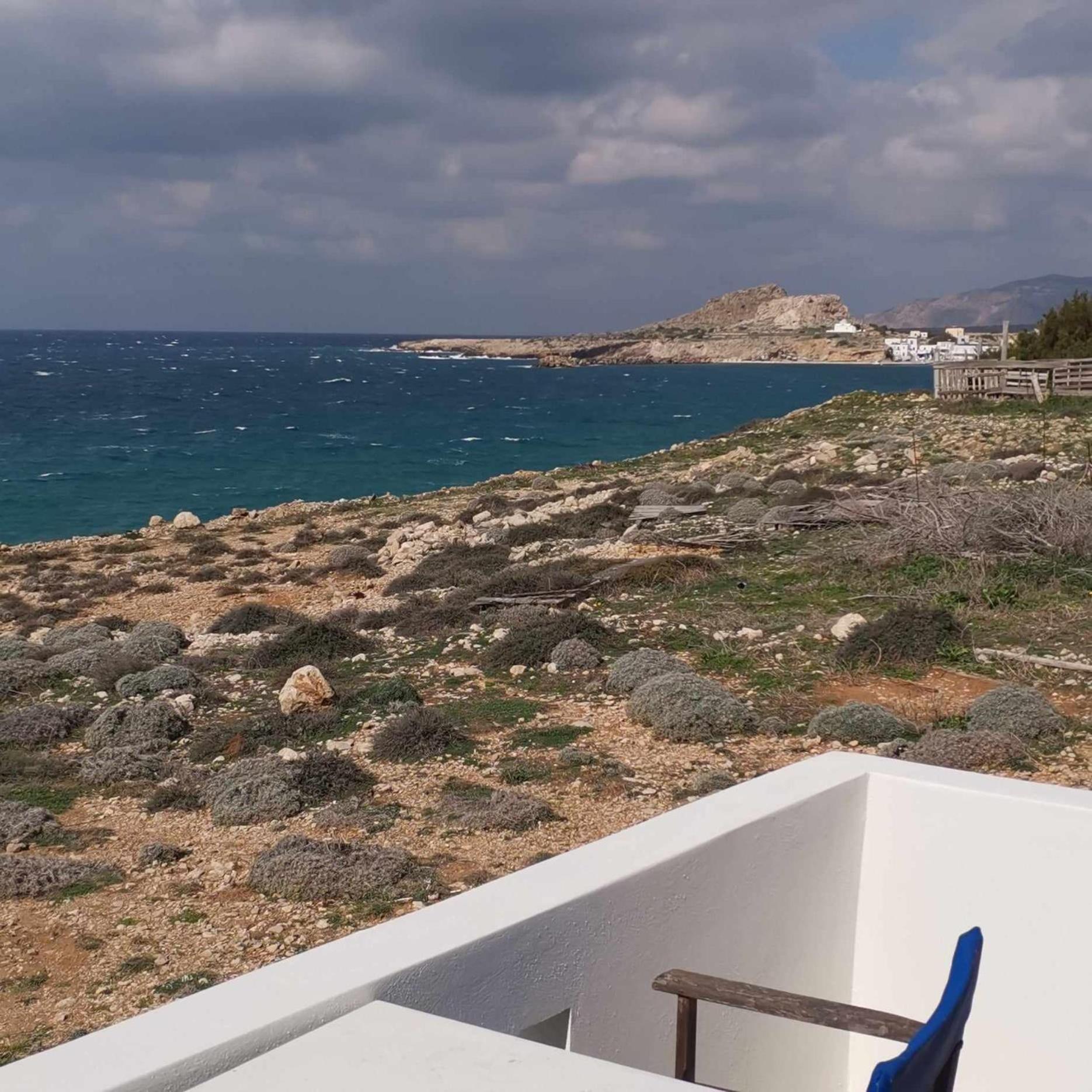 Arkasa Karpathos Seafront Paradisos Foiníkion 외부 사진